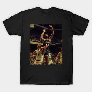 Kareem Abdul Jabbar vs Boston Celtics All Stars T-Shirt